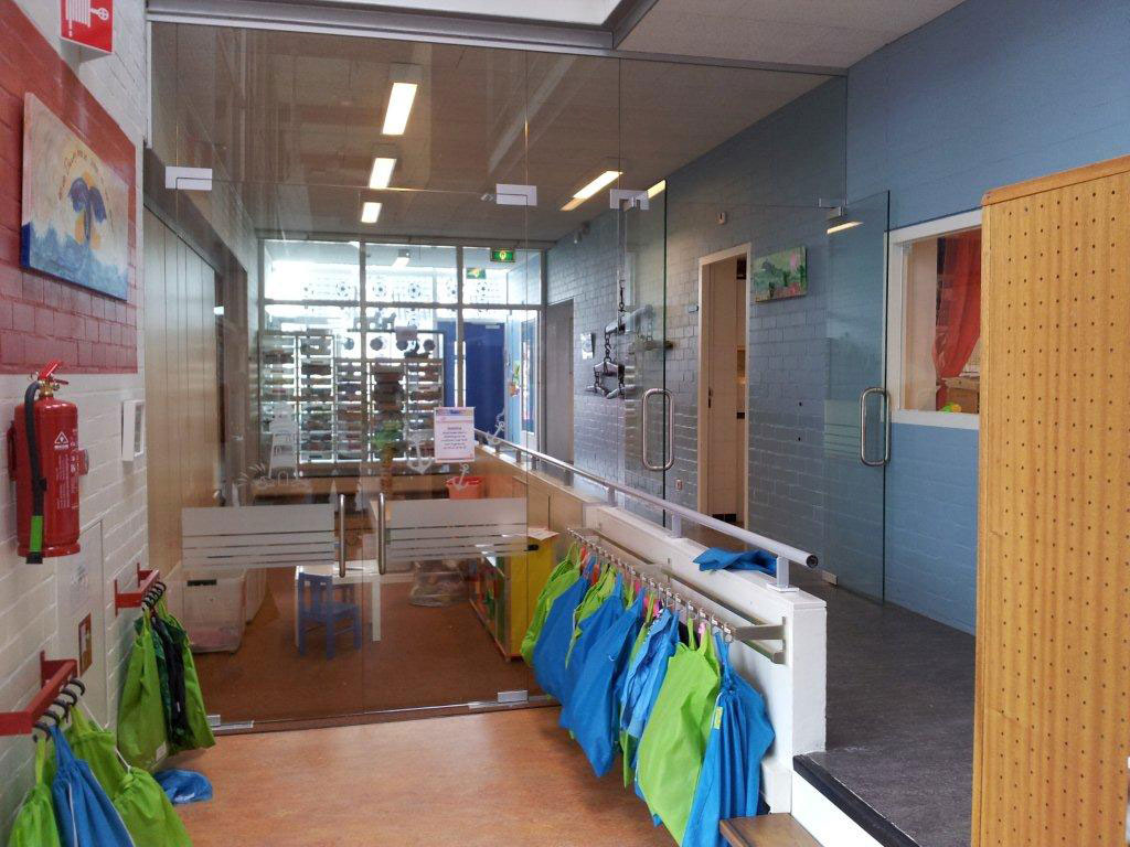 Bas timmers uw glasspecialist: hardglazen deuren, wanden, puien ...